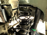 お車を安心してお乗りいただく為には、足回りの定期点検が欠かせません。サービスサポート(有償保証)では無料点検もご提供しており、安心のカーライフをお過ごしいただけるサポート体制が整っています。