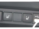 運転席と助手席にシートヒーターが付いています。