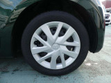 純正スチールホイル+カバー タイヤは新品へ交換いたします