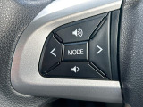 ステアリングには様々なスイッチが付いておりますので運転しながらの操作も楽ちんです♪