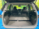 後席を格納すると、これだけの広さが!シーンに合わせたシートアレンジで、大きな荷物も積むことが出来ます♪