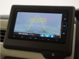 ◆バックカメラ◆リバースにするだけで映ります、後方の安全確認や、狭い駐車場での車庫入れ、雨の日や夜間など視界の悪い時に便利です!安全にバックする為には欠かせない装備です。