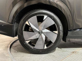 タイヤサイズは255/45R20です☆