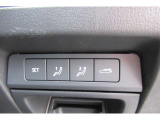 運転席には便利なシートメモリ-機能を装備☆