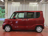 【スマートアシスト搭載車】 衝突回避支援ブレーキ機能(対車両・歩行者)、衝突警報機能(対車両・対歩行者)、誤発信抑制制御機能などの機能で安全な運転をサポートします