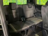3列目シートはもちろん状態良好☆大人でもゆったりと座って頂けますので、大人数でのお出かけもラクラクです♪ご家族で、気の知れた仲間で、ドライブに行くのが楽しみですね♪