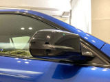 BMWのミラーは車種によって異なりますがレーンチェンジウォーニングが装備されております。詳しくは当店スタッフまでお問い合わせくださいませ。