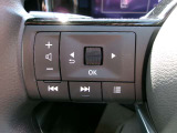ナビ連動ステアリングスイッチ!ステアリング操作と同時にオ-ディオなどの操作が可能です♪