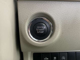 プッシュスタートですのでエンジンの始動もボタンを押すだけです