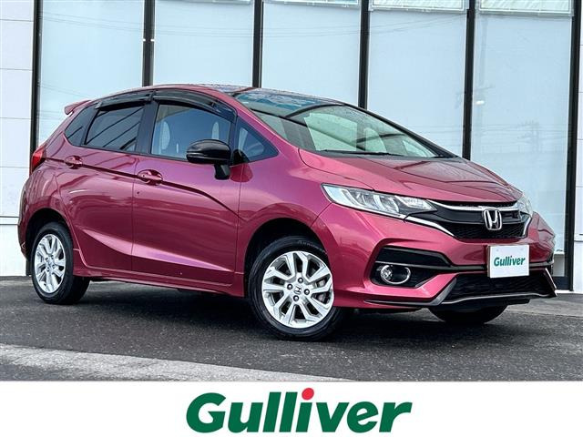 フィット1.3 13G S ホンダセンシング 4WD修復歴無し