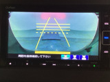 バックでの車庫入れも安心です! リアカメラが付いているバックモニター付のナビを装備しております。操作線もついており距離感も画面から確認できます。