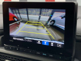■バックカメラ■ガイドラインが表示されるので、バック駐車が苦手な方でも安心です!ギアをリバースに入れれば自動的に切り換わりますので、面倒な操作も不要です♪狭い駐車場もお車を傷つけず安心ですね!