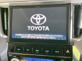 【純正ナビ】人気の純正ナビを装備しております。ナビの使いやすさはもちろん、オーディオ機能も充実!キャンプや旅行はもちろん、通勤や買い物など普段のドライブも楽しくなるはず♪