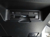 ETCを装備しています。高速道路の料金が後払いなので、料金所で止まることが無く、ノンストップでスイスイ進めます。