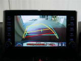 バックガイドモニターで、後方を確認しながら安心して駐車することができます。運転初心者も熟練者も必須の機能ですよ!