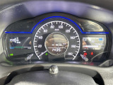 【スピードメーター】メーターがシンプルで見やすく運転しやすいですね!