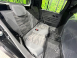 高品質なオリジナルフロアマットもオプションにてご用意しております。お好きなデザインやカラーをお車に合わせて選んでいただくことができます♪