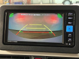 ご覧のバックモニターの他にステアリングスイッチも付いていますよ♪