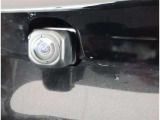 バックカメラが付いているので後方確認が非常にしやすいです。今や運転初心者も熟練者も必須装備!ついていて損はないですね♪