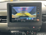 バックカメラ付きで駐車の際も安心です。