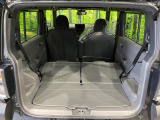 普段のお買い物や通勤、送迎等に十分な荷室スペースを確保しております。セカンドシートを倒すと、大きな荷物の積載も可能です♪
