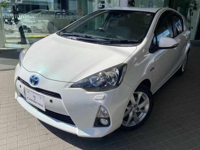 アクア 1.5 G ブラックソフトレザーセレクション 