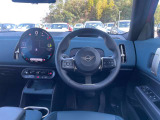 他社では車両価格が安くても膨大な諸経費で総支払額が高いケースが多く見受けられます&hellip;当社では整備費&保証料込価格になりますのでご安心です♪