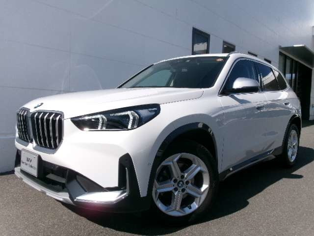 X1 xドライブ 20i xライン DCT 4WD 