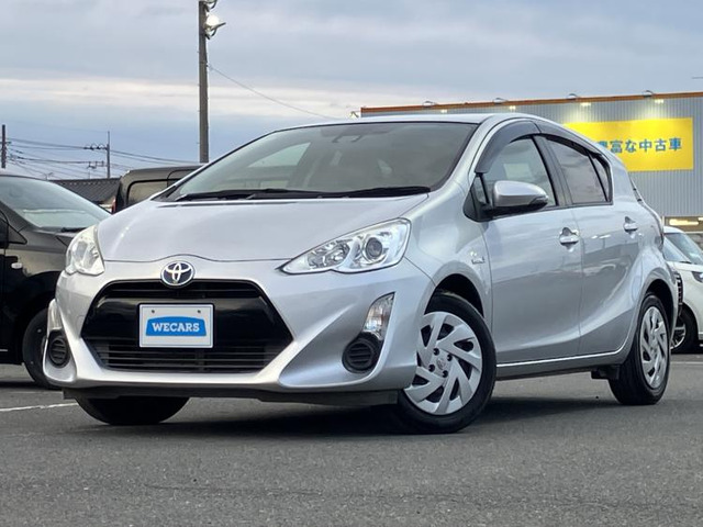 アクア 1.5 G ブラックソフトレザーセレクション 