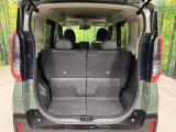 普段のお買い物や通勤、送迎等に十分な荷室スペースを確保しております。セカンドシートを倒すと、大きな荷物の積載も可能です♪