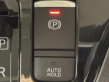 【電動パーキングブレーキ】パーキングブレーキを指先だけで操作可能です!力の弱い人にも安心してブレーキをかけていただけます!