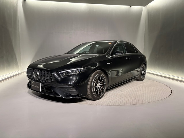 AクラスセダンAMG A35 4マチック 4WD