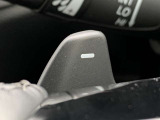 ■パドルシフト■ステアリングから手を離さずに、簡単にシフトチェンジ。マニュアル車感覚のシフトチェンジが愉しめます。