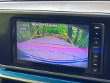 【バックカメラ】駐車時に後方がリアルタイム映像で確認できます。大型商業施設や立体駐車場での駐車時や、夜間のバック時に大活躍!運転スキルに関わらず、今や必須となった装備のひとつです!