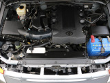 エンジンルームも綺麗ですね。