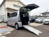 ご納車の前に弊社提携の認証工場、指定工場にて法定点検を実施いたします♪ご納車まで代車の無料のお貸し出しもございます♪