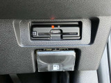ETCも勿論付ています。これで高速道路の料金所もノーストレス。ノンストップで通過します。