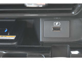 USB充電ポートがあります。