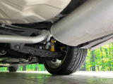 お車を安心してお乗りいただく為には、足回りの定期点検が欠かせません。サービスサポート(有償保証)では無料点検もご提供しており、安心のカーライフをお過ごしいただけるサポート体制が整っています。