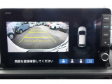 シフトレバーをリバース(バック)に入れるとナビ画面に自動でリアビューが映し出されます。運転が苦手な方、狭い車庫入れ等をサポートさせていただきます☆
