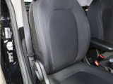 全国納車可能です。サンク東京店、サンク福岡店での店頭納車、アフターメンテナンスをはじめ、さらに遠方のお客様への故障修理も最寄の正規ディーラー様での対応手配をさせて頂きます。お気軽にご依頼ください。
