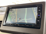 純正インターナビ付きでフルセグ・DVD再生・Bluetoothなど付いてとても便利な車両です♪