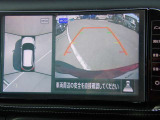 上からの視点で狭い駐車場への駐車などに役立つアラウンドビューモニターです♪