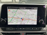 ハンズフリーフォン、VICS(FM多重)、ボイスコマンド、Bluetooth対応、USB接続、HDMI接続、Apple CarPlay ・ Android Auto 連携機能、AM/FMラジオ、NissanConnect サービス対応、iPod対応