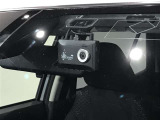 安心・安全なカーライフに必須のドライブレコーダーを装備!走行中はもちろん、あおり運転や事故に遭遇した際の状況も映像で記録し、万一のリスクに備えます。