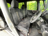 運転席シート廻りは使用感も少なく、良好な状態となっています。丁寧に使われていたことがよくわかりますね。