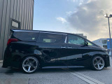 特殊なお車の制作や販売も可能です!(キッチンカーや積載車、ダンプカーやレプリカ車、バスなどなど)流行りのSUVは勿論、EV(電気自動車)やハイブリッド(PHEV含む)も納車実績がございます!何でもご相談を!