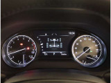 メーターも見やすく安全運転をサポートいたします!