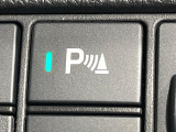 【クリアランスソナー】バンパーに付いたセンサーが障害物を検知!一定の距離に近づくとアラートで教えてくれます♪狭い駐車スペースや車庫入れ時も安心ですね☆