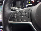 ステアリングスイッチ装備!運転しながら手元でオーディオの操作などができます。